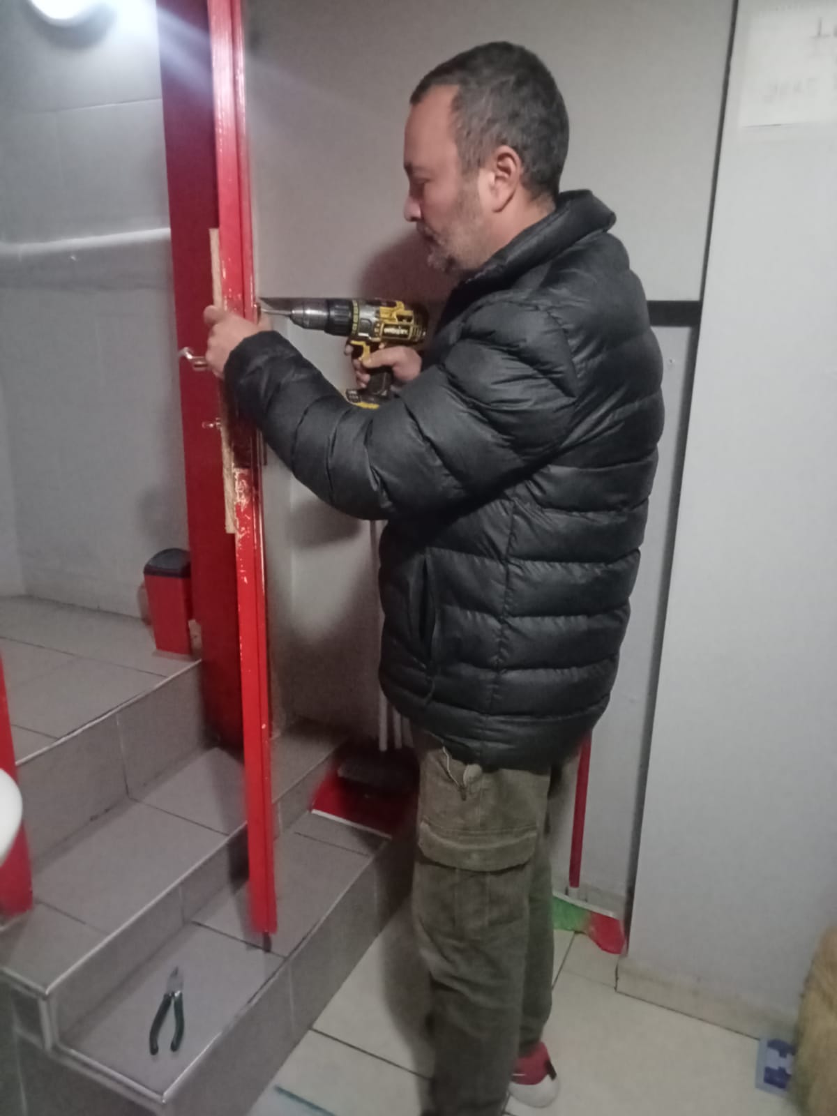 Ankara Akyüz Sokak Çilingir 0541 579 57 70